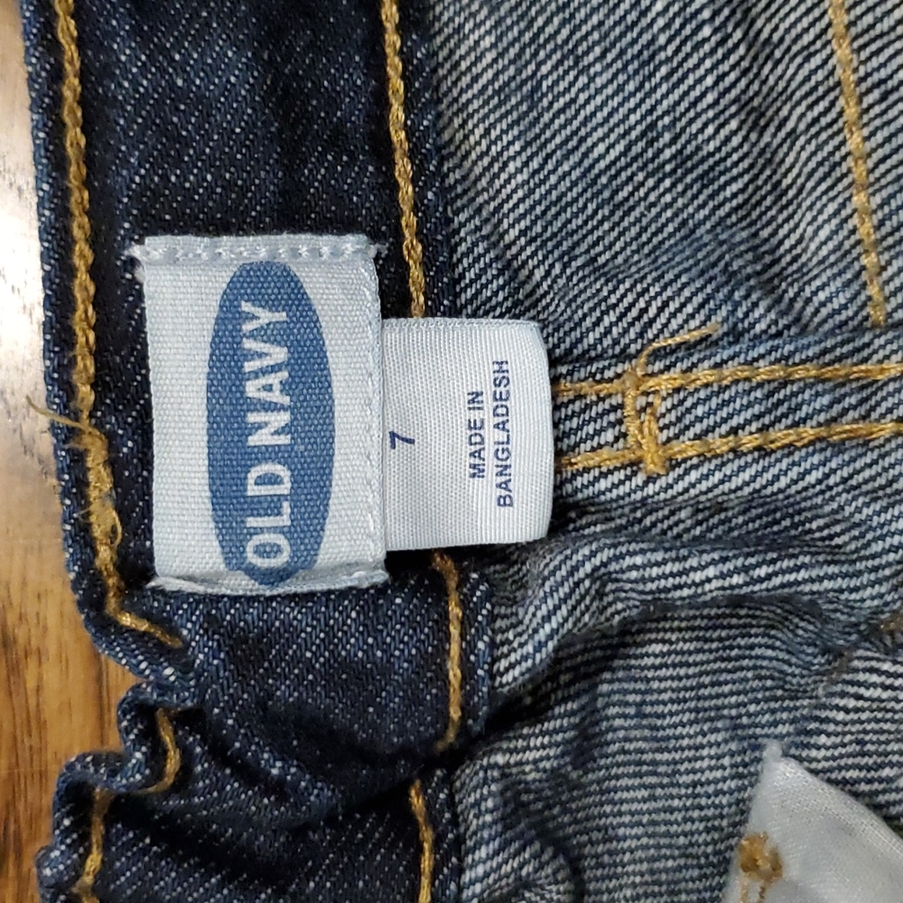 Girls Old Navy rolled cuff jean shorts size 7 - Picture 3 of 4